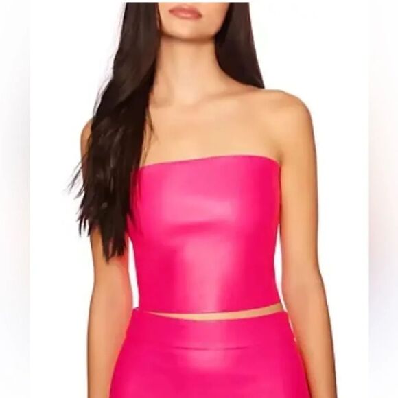 Susana Monaco Tops - NWT Susana Monaco Faux Leather Cropped Tube Top Link Glow Large
